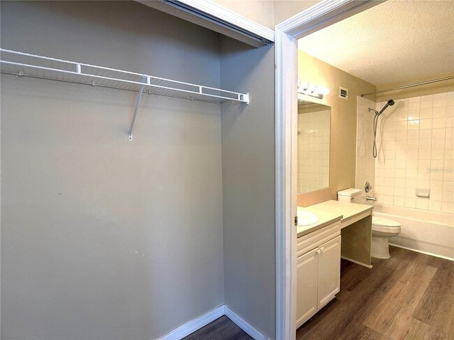 Building Photo - 501 Coconut Palm Way