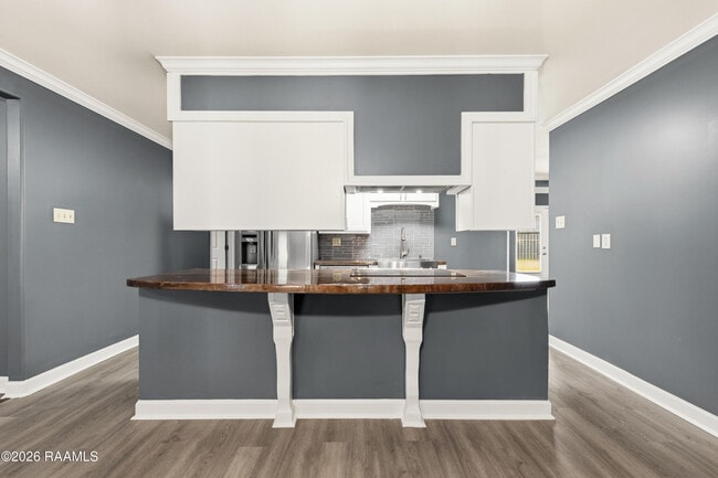 Building Photo - 106 Seattle St