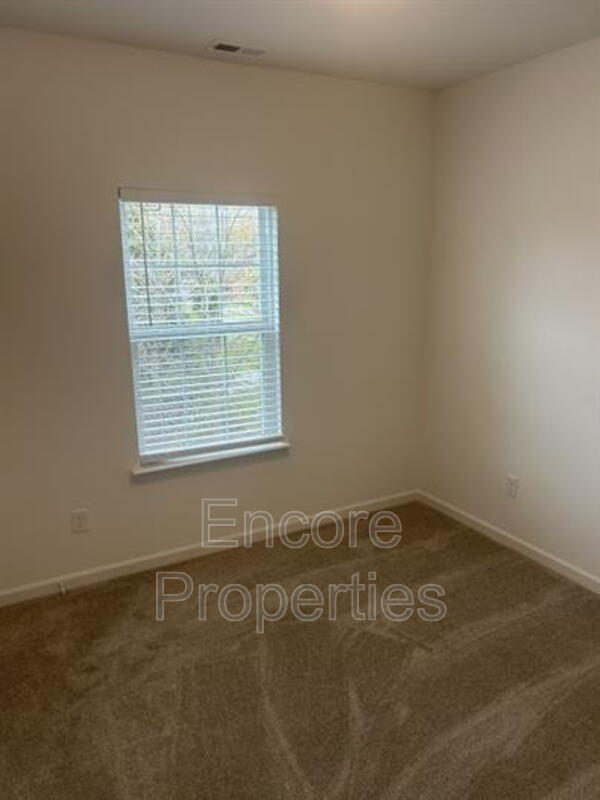 Building Photo - 3402 Littlefield Way