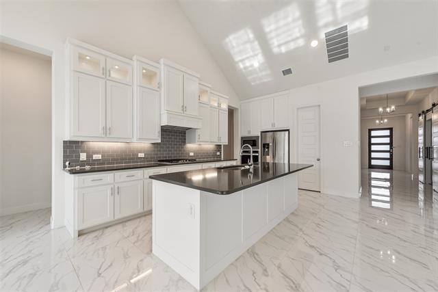 Building Photo - 2714 Chambray Ln