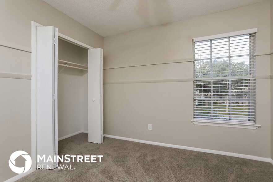 Building Photo - 10729 Satinwood Cir