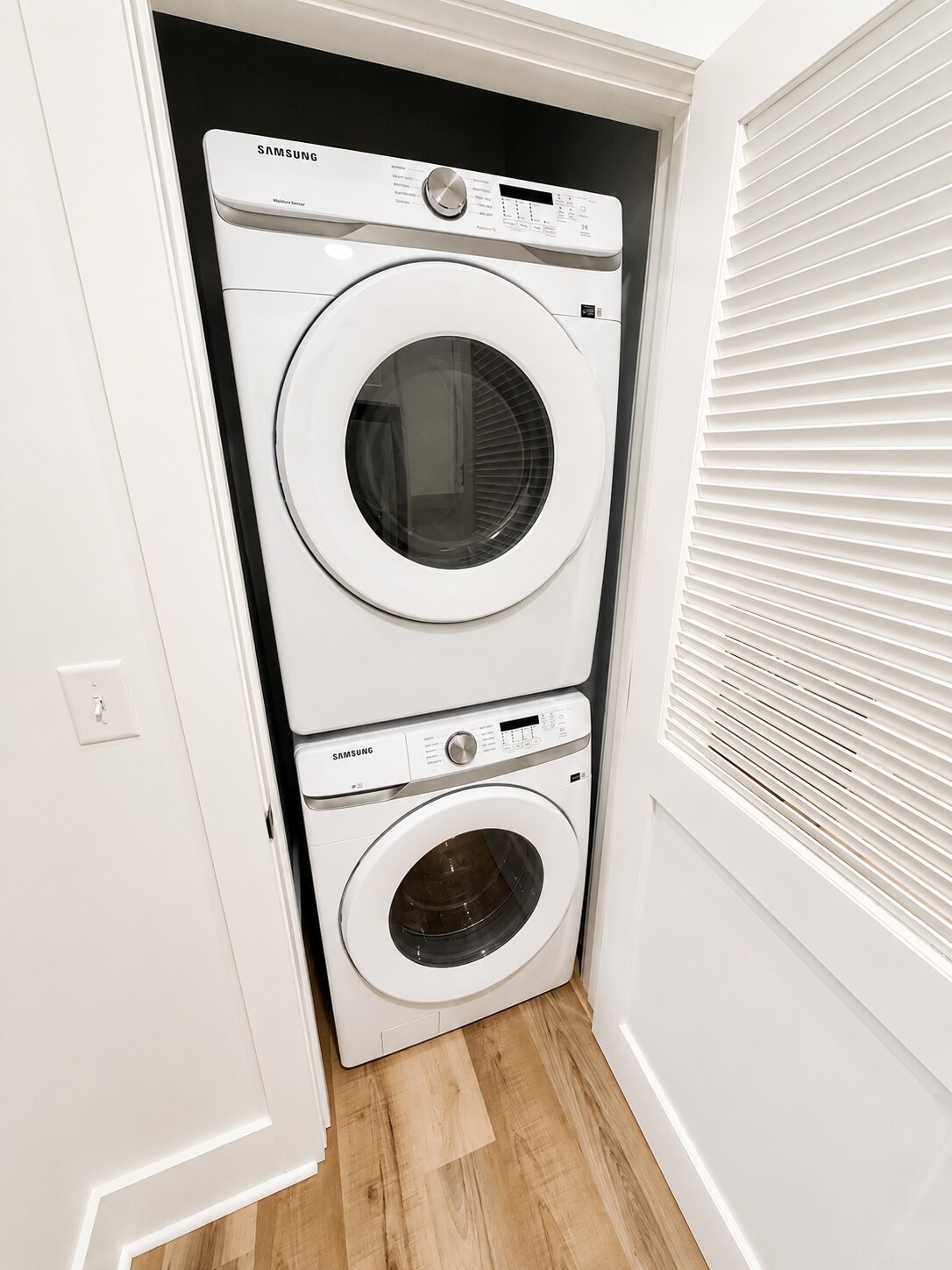 In unit washer dryer - 17 Cherry St