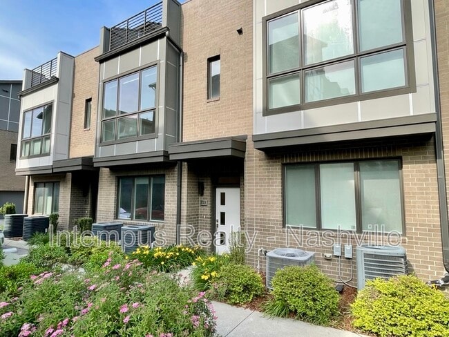 Building Photo - 821 Melpark Ct
