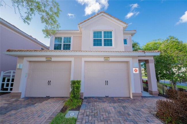 Building Photo - 8301 Foster Dr