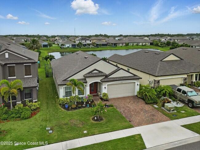 Building Photo - 4729 Alligator Flag Cir