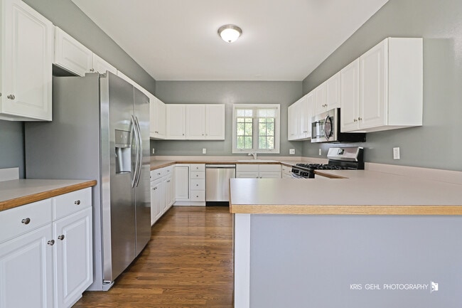 Building Photo - 1277 Queen Ann Ln