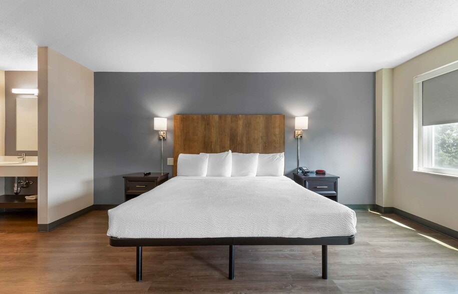 Building Photo - Furnished Studio-Washington, D.C. - Centre...