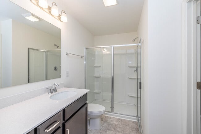 Building Photo - 2 Bedroom Townhome Main Street Pineville - MOVE IN SPECIAL 1 MONTH FREE