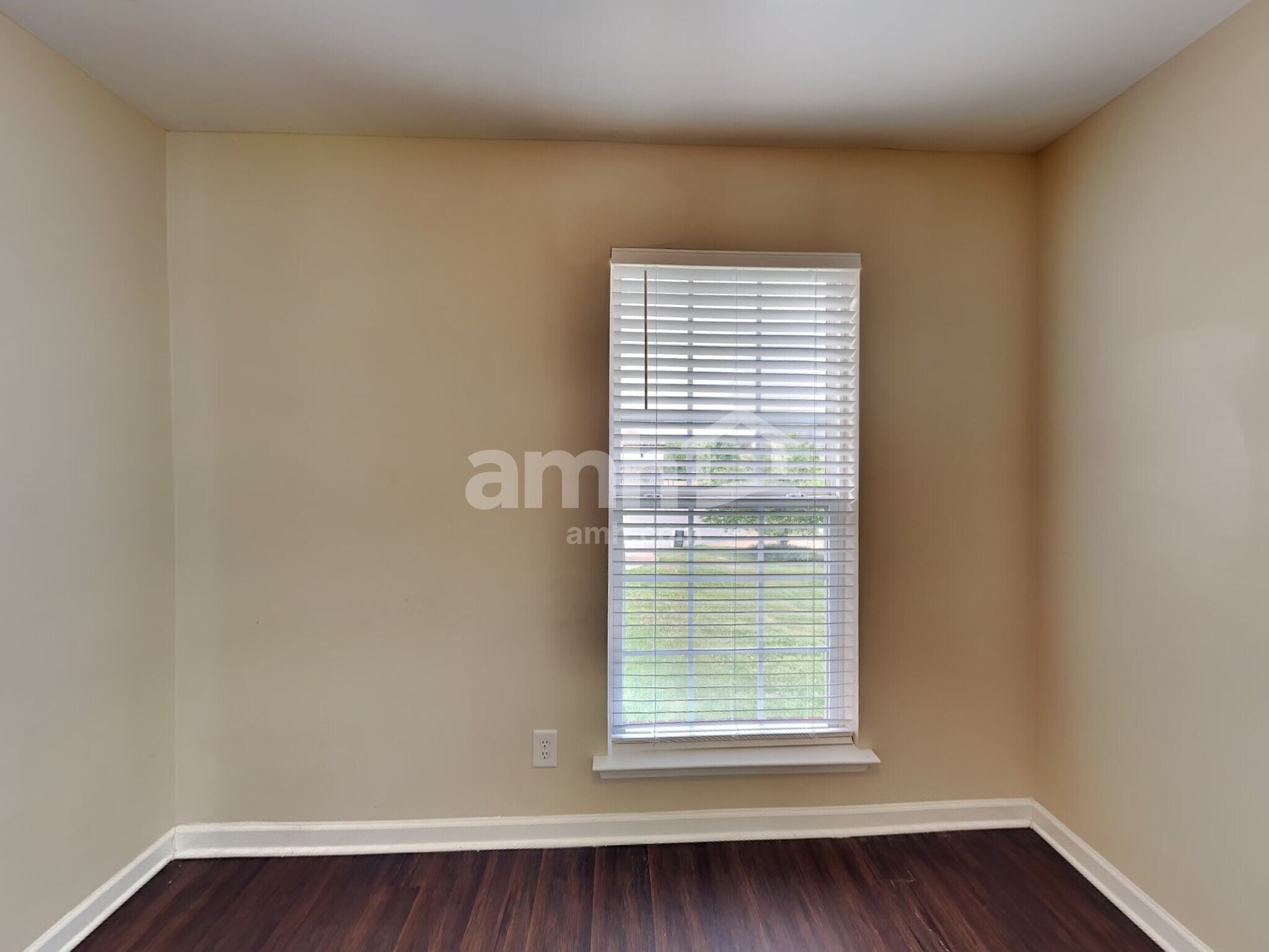 Building Photo - 1442 Saddle Brk