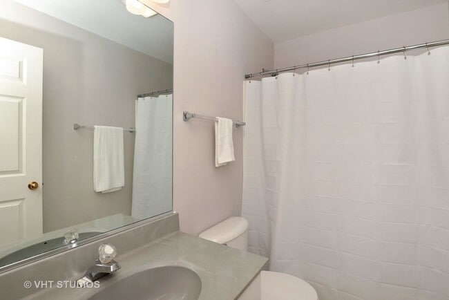 Building Photo - 1382 Redbridge Ct