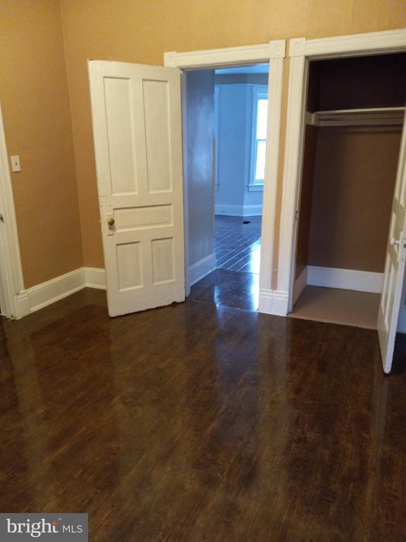 Building Photo - 1406 5th St NW