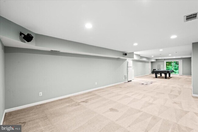 Building Photo - 80 Stonewall Dr