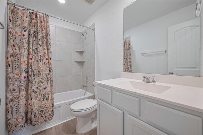 Building Photo - 3715 Butterfly Breeze Ln