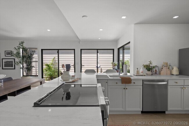 Building Photo - 2515 Bedford Mews Dr