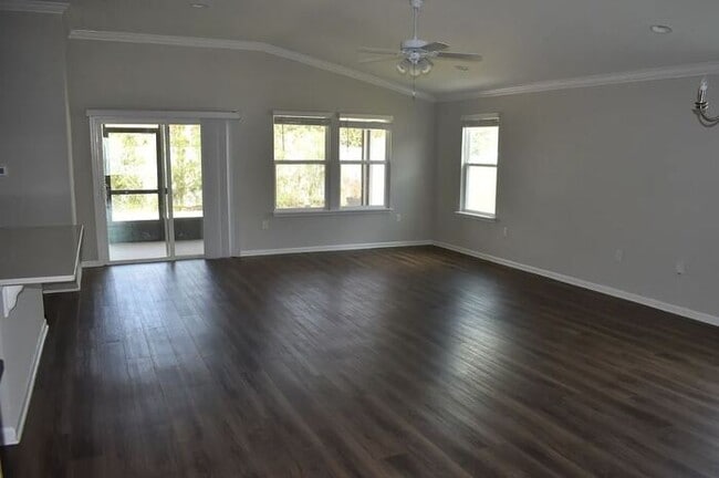 Building Photo - Beautiful 3BR 2BA Home w/ Stainless Kitchen • Fenced Yard in San Salito!