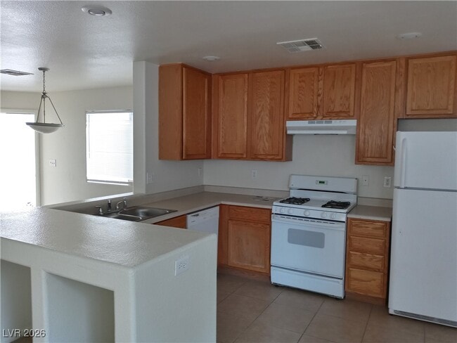 Building Photo - 3123 Inlet Bay Ave