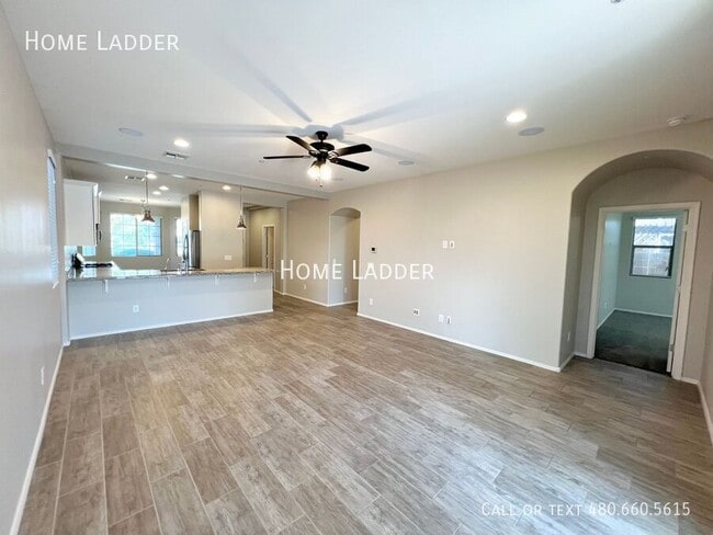 Building Photo - 3687 E Rakestraw Ln