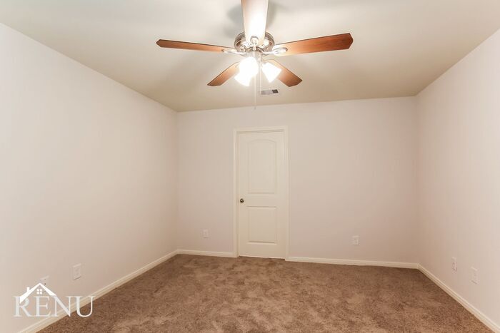 Building Photo - 10490 Red Cardinal Dr