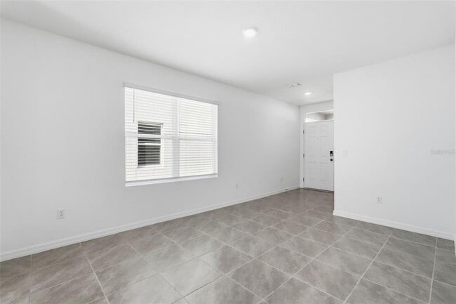 Building Photo - 33358 Regent Canal St