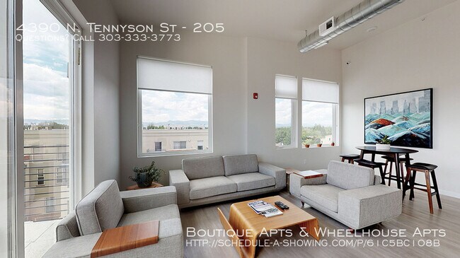 Building Photo - Boutique Apartments