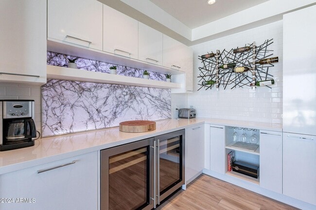 Building Photo - 4422 N 75th St