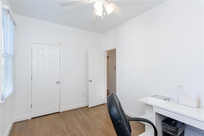 Building Photo - 74 Hogue St NE