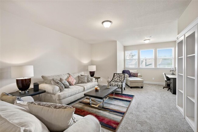 Building Photo - 27 S Greenprint Cir