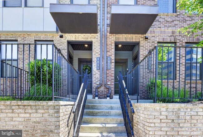 Building Photo - 4053 Legato Rd