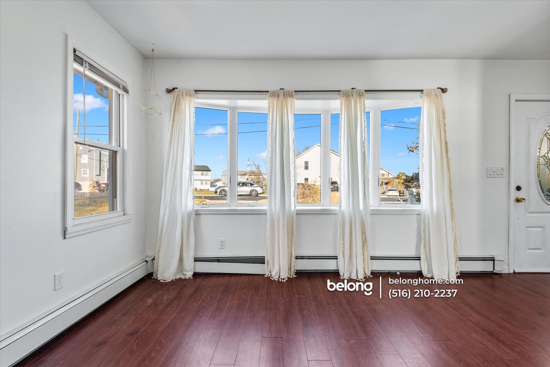 Building Photo - 2 Pirates Cove