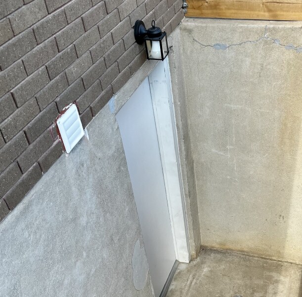 Building Photo - 1075 S 1200 E