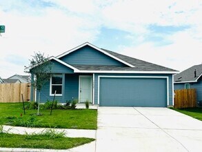 Building Photo - 14425 Treyvon Rd