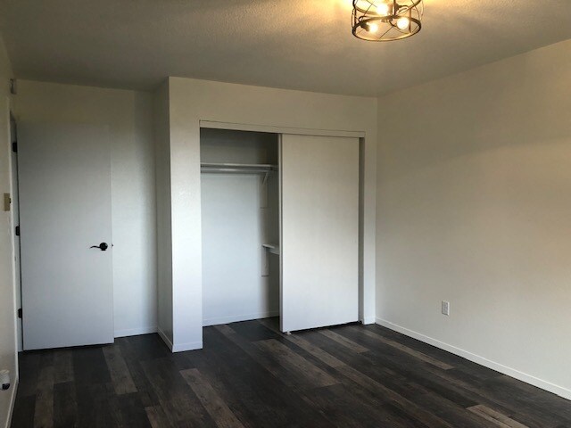 Building Photo - 2110 Frances St