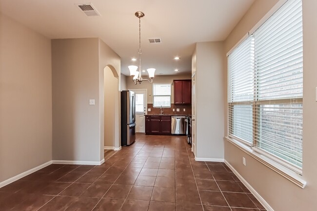 Building Photo - 17115 Amarose Dr