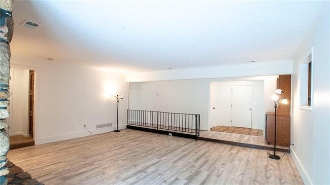 Building Photo - 3016 Donavan Way