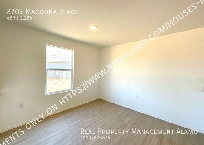 Building Photo - 8703 Macdona Pl