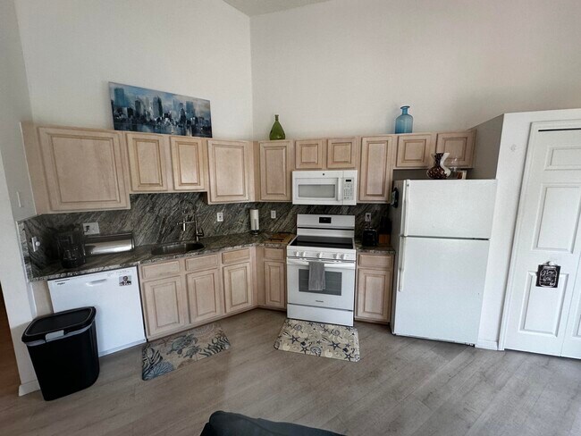 Building Photo - 9891 Perfect Dr