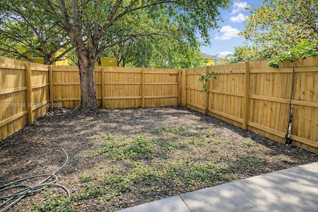 Building Photo - 2290 NW 136th Terrace