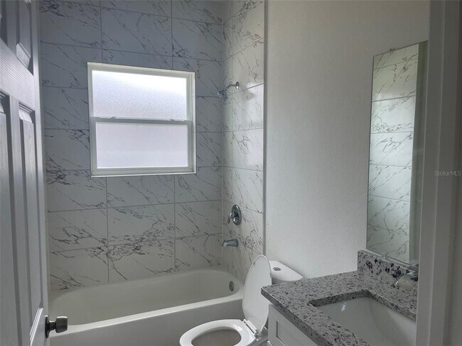 Building Photo - 3364 SW 165th Loop