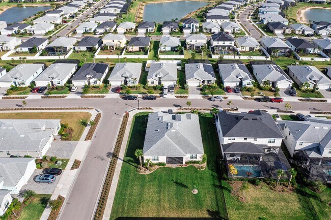 Building Photo - 17548 Canopy Ct