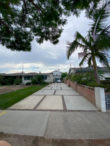 Building Photo - 11945 S Della Ln