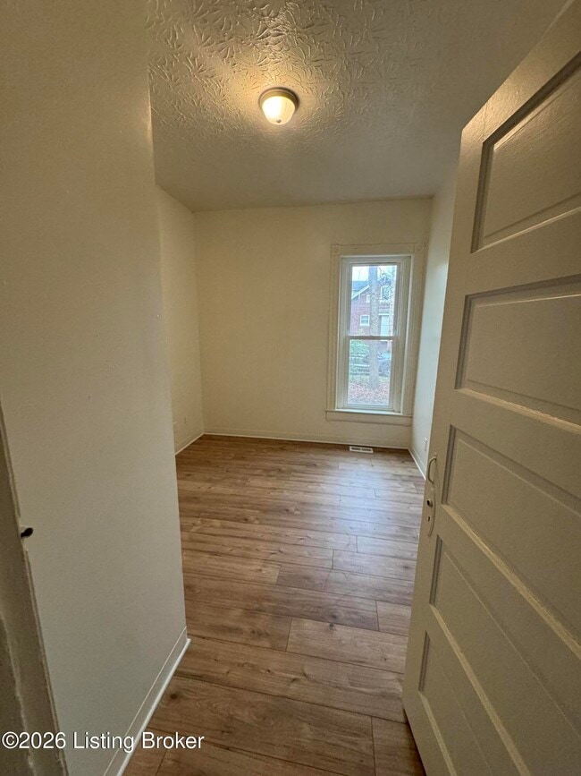 Building Photo - 3860 Southern Pkwy