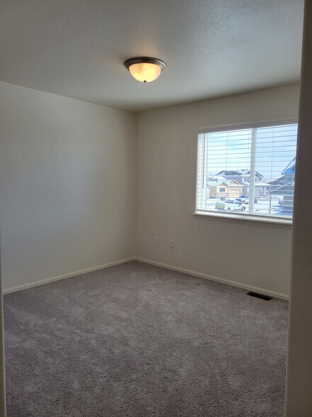 Building Photo - 1620 103rd Avenue Ct