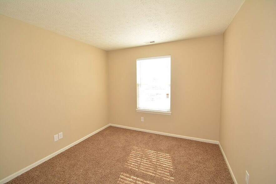 Building Photo - 6337 Cooperstone Ct