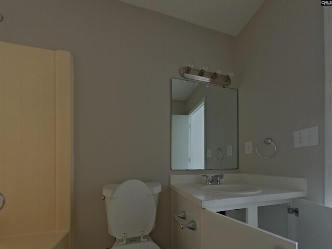 Building Photo - 3 Glen Knoll Ct