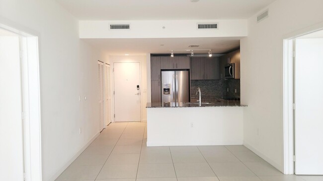 Building Photo - 5350 NW 84th Ave