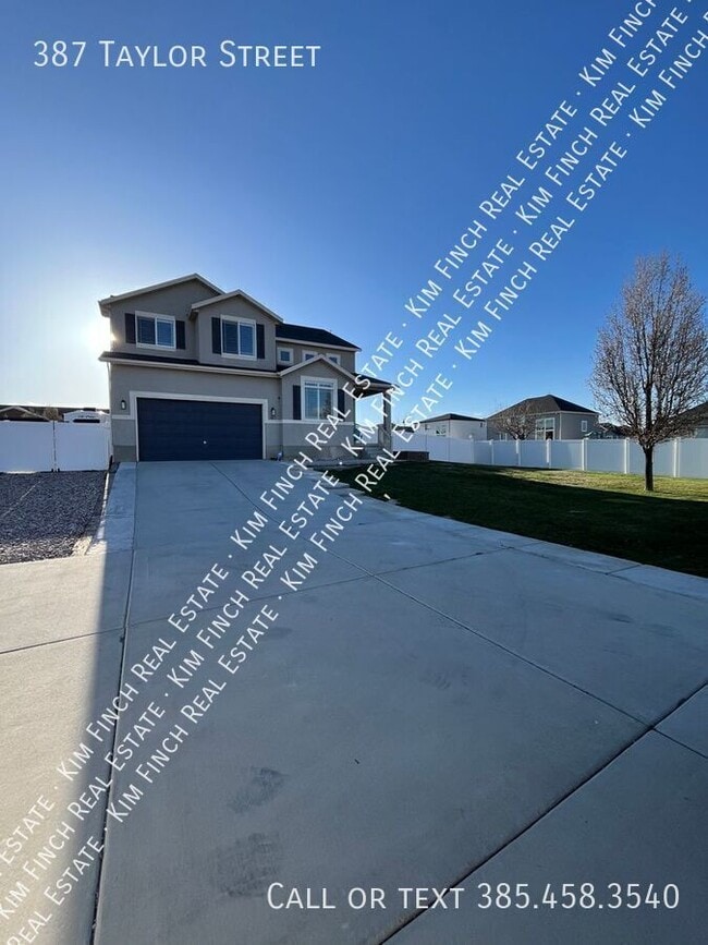 Building Photo - 387 Taylor St