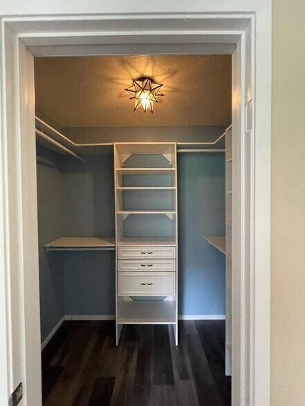Guest bedroom closet - 2809 Via Clarez