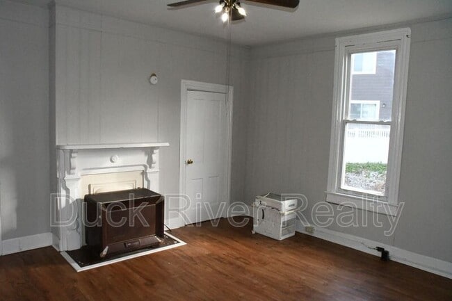 Building Photo - 1419 Highland Ave