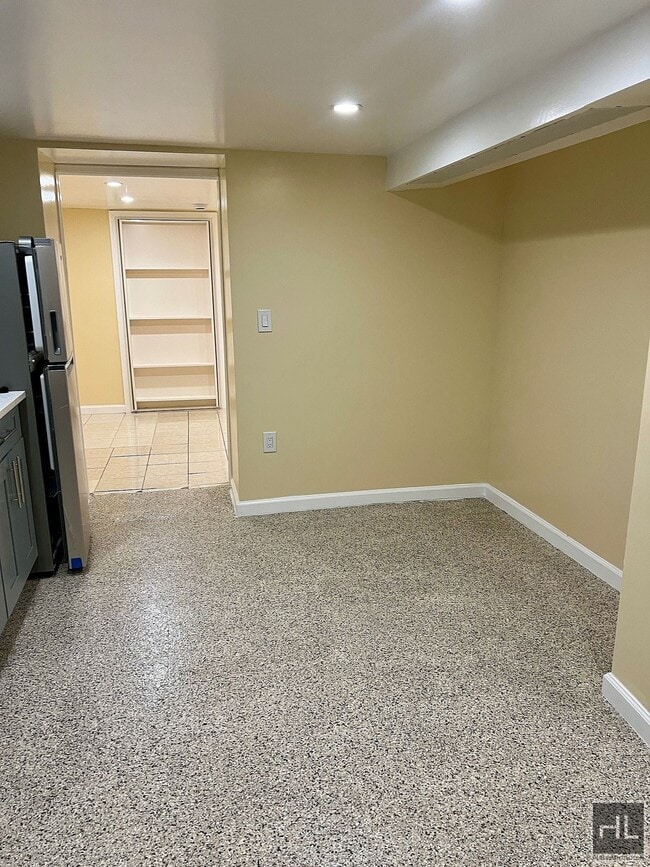 Building Photo - Studio Apartment All Utilities Included In...