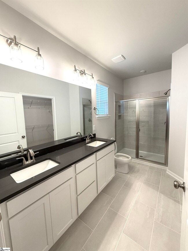 Building Photo - 139 Gervais Cir